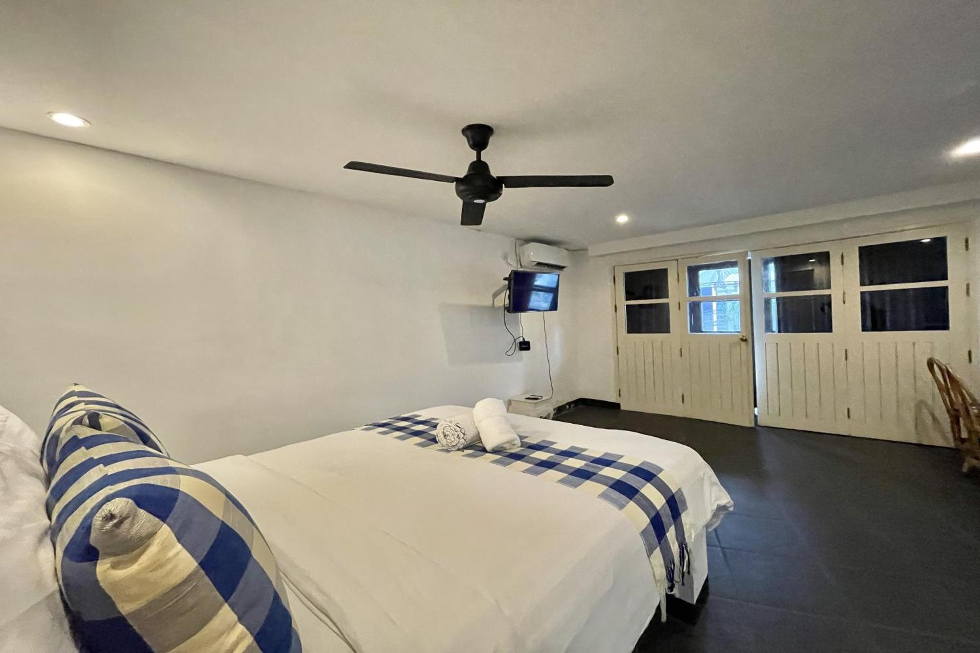 Taman Unique Hotel Сенгиги Екстериор снимка