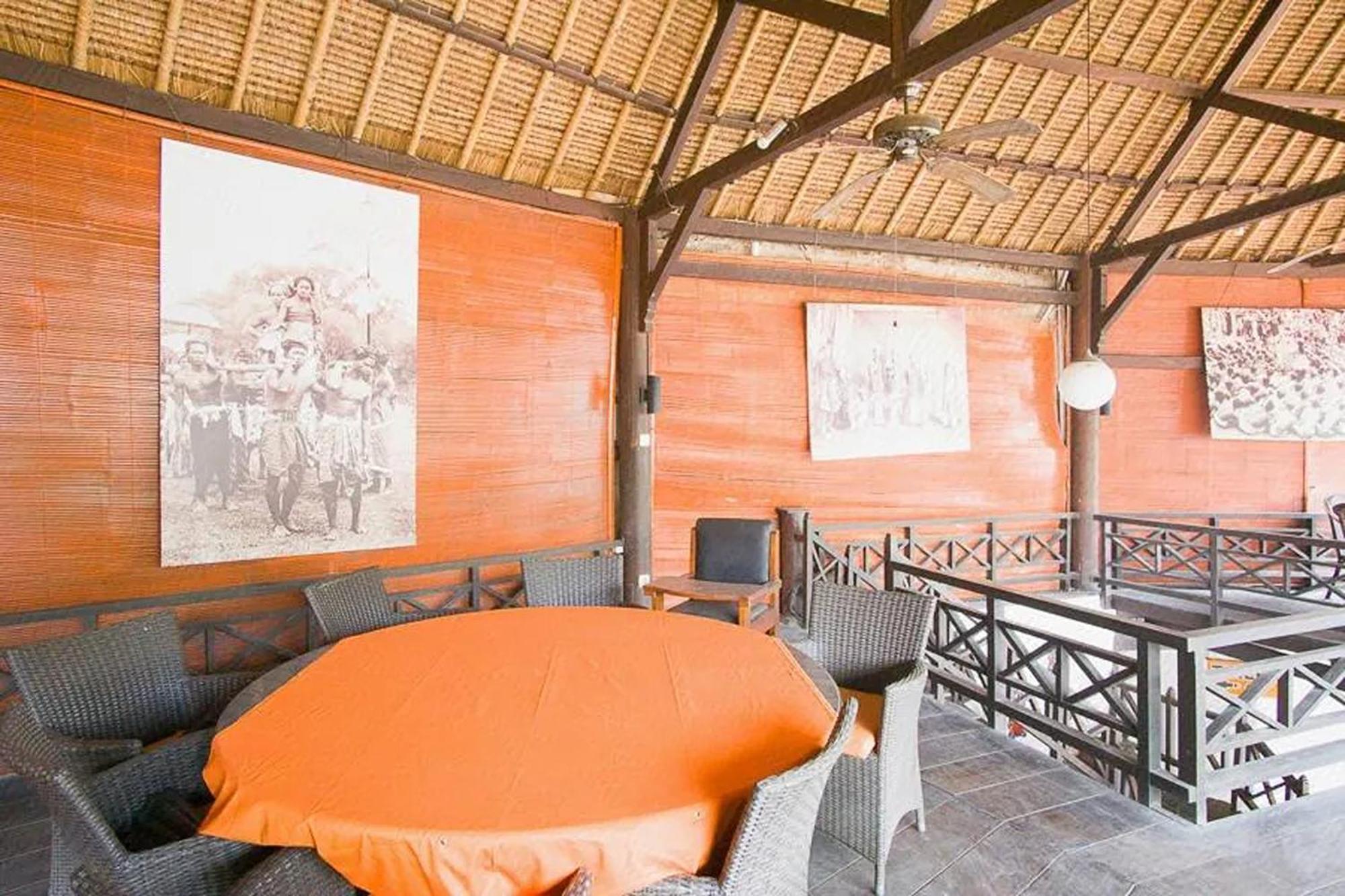 Taman Unique Hotel Сенгиги Екстериор снимка